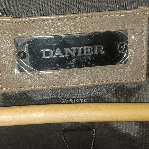 NWOT quilted Italian leather jacket - Picture 11 of 11